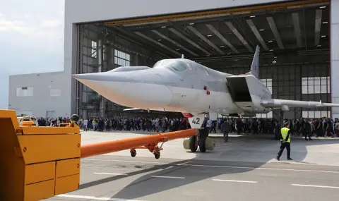 Russia is expanding the capabilities of strategic aviation! New platforms are being built at the Engels-2 airbase  - 1