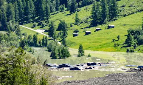 Швейцария: "За секунди всичко беше разрушено" - 1