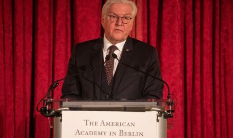 Президентът на Германия получи награда - 1