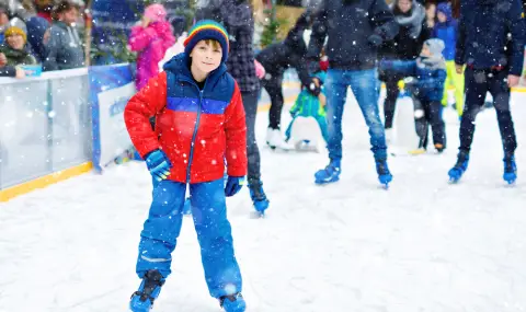 Нова ледена пързалка ще бъде открита пред НДК този петък - 1