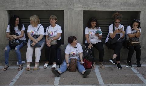 Учители от цяла Гърция протестират в Атина - 1