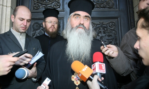 Митрополит Кирил: Църквата няма да променя Устава си преди избора на патриарх - 1