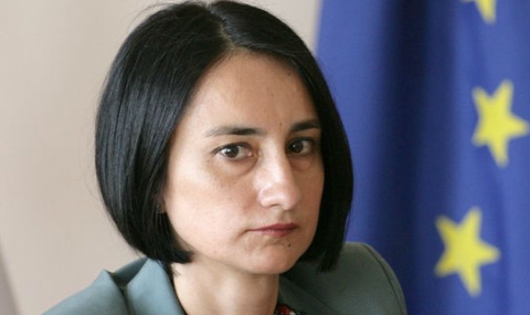 Деяна Костадинова представя екипа на социалното министерство - 1