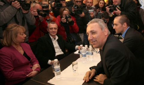 Студентите пак разединени - 1