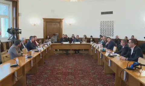 Депутатите изслушват Асен Василев по скандала с митниците - 1