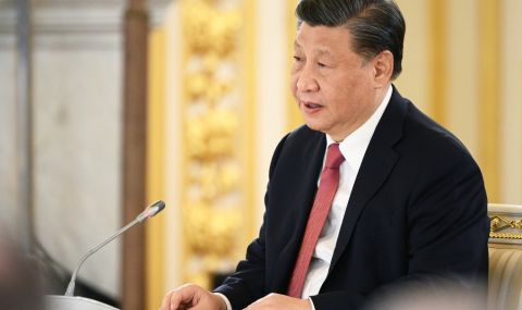 Китай все по-често забранява на хората да напускат страната - 1
