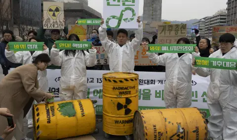 Защо доставиха почва от Фукушима в офиса на японския премиер - 1