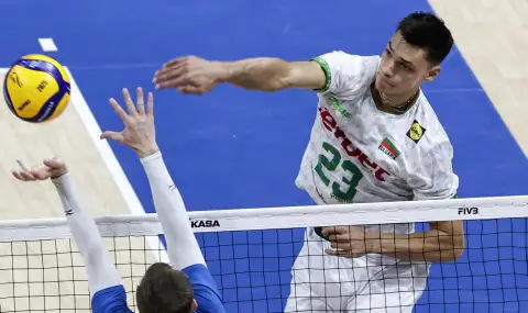 Нарекоха Алекс Николов канибал в "българското" дерби в Италия - 1