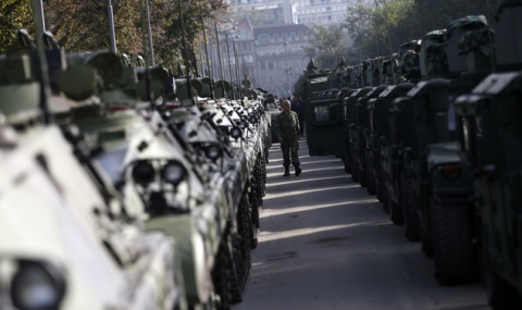 Сръбската армия ще реагира мигновено „при нужда“ - 1