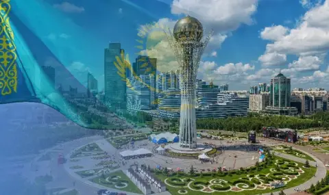 Казахстан отбелязва 35 години от приемане на Декларацията за държавния суверенитет - 1