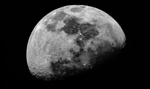 ЕС планира да добива полезни изкопаеми на Луната - 1