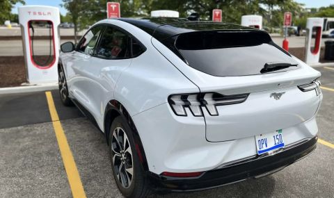 Новите „фордове“ ще използват порт за зареждане на Tesla - 1