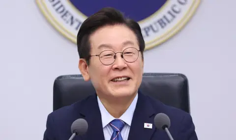 Южнокорейският президент призовава за мирно съвместно съществуване със Северна Корея, Китай и Русия  - 1