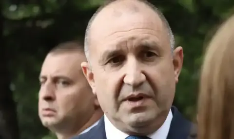 Президентът ще посети авиобаза „Крумово“ - 1