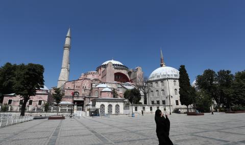 Гърция: Ако Турция превърне "Света София" в джамия... - 1
