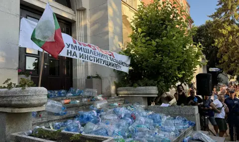 Водната криза в Плевен: Вицепремиерът Зафиров и регионалният министър ще участват в заседание на кризисния щаб - 1