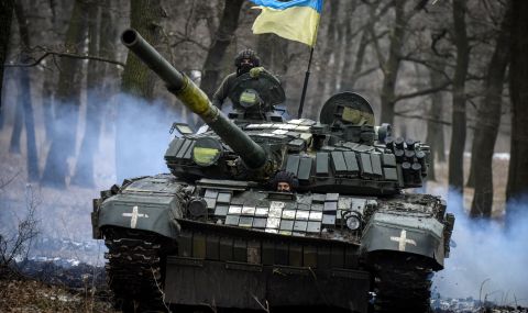 Украйна оказва яростна съпротива в Бахмут, Китай помага на руснаците - 1