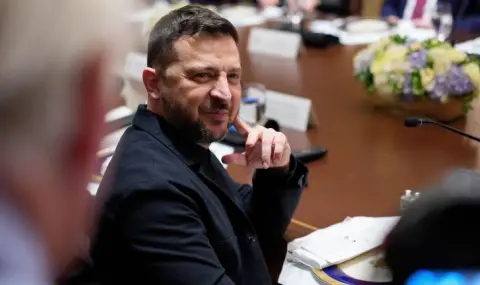 Бившият украински премиер Азаров: Вашингтон подбира наследник на Зеленски - 1