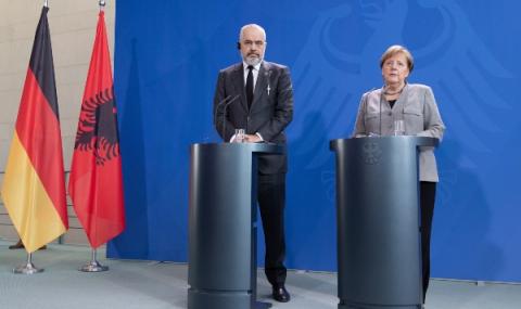 Меркел подкрепя балкански Шенген - 1