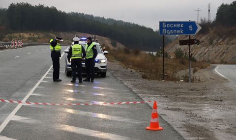 Задържаха издирвания за убийство от село Боснек - 1