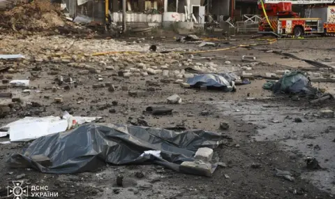 Russian airstrike causes damage in Kiev  - 1