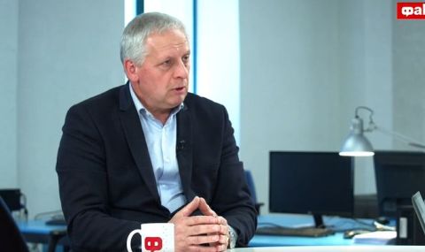 Какво се крие зад случката с главния прокурор? Ген. Валери Григоров пред ФАКТИ (ВИДЕО) - 1