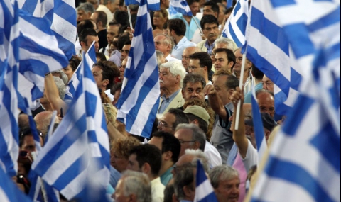 Гърците в изборна дилема, светът следи вота - 1