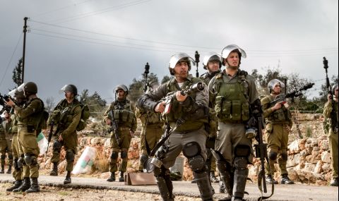 Израелски войници тренират в градски условия в "Мини Газа"  - 1