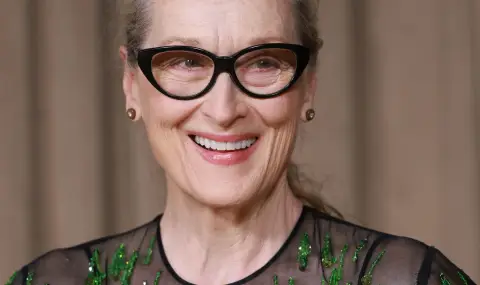 Мерил Стрийп се превъплъщава в Джони Мичъл в биографичен филм за легендарната певица - 1