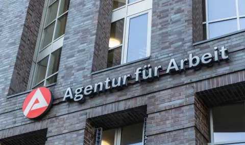 За пръв път от десет години над 3 млн. безработни в Германия - 1