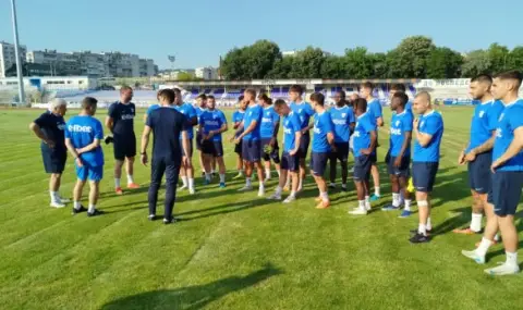 Общинският съвет във Варна отправи призив към бизнеса в града да спаси Спартак от фалит - 1