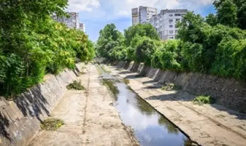 Започна плановото почистване на речните корита в София - 1