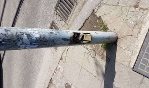 2 г. след смъртта на дете от ток в София още стърчат оголени жици - 1