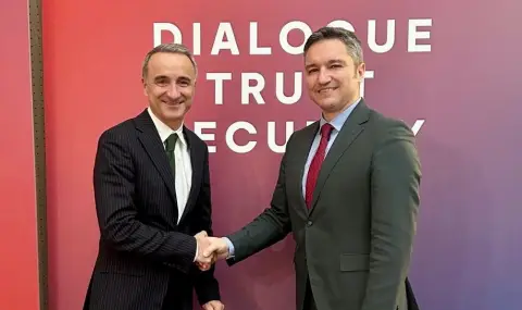 Вигенин: Най-важната защита на демокрацията са информираните граждани - 1