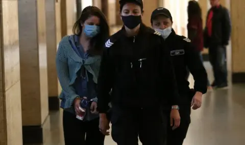 Намалиха присъдата на майката, убила децата си в Сандански - 1