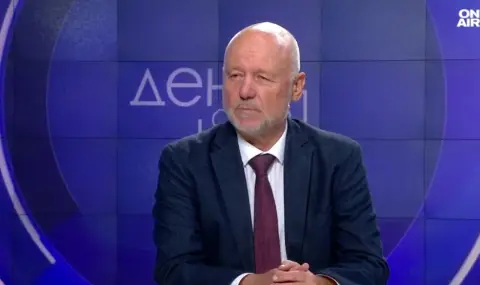Проф. Тагарев: Радев харчи с лека ръка отношенията ни с Украйна