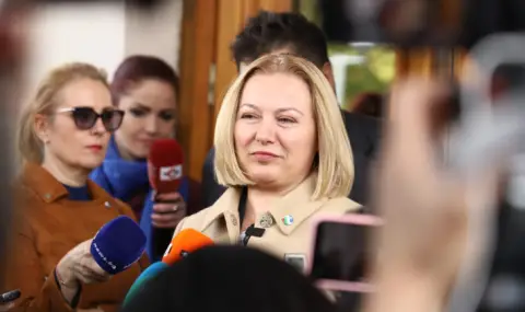 Надежда Йорданова: Парламентът се забави много с попълването на двете квоти за КС - 1