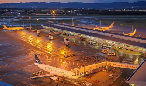 Първо във ФАКТИ: 65 пътници на летище София изпуснаха полетите си тази сутрин - 1