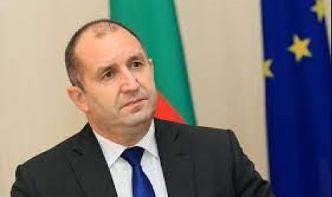 Президентът ще посети Смолян - 1