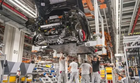 Наводнение затрудни производството в завод на Audi - 1