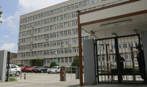 Канят директорите на спецслужбите на среща в МС - 1