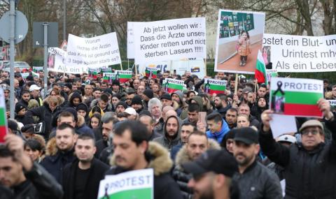 Протест в Кьолн след смъртта на 4-годишно българче - 1