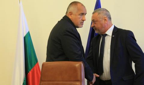 Симеонов загатна за оставка на Борисов - 1