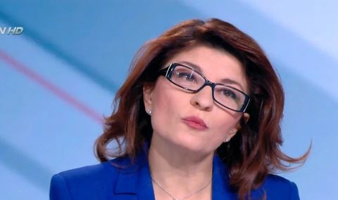 Десислава Атанасова: Борим се срещу коалиция „вълшебна флашка“ - 1