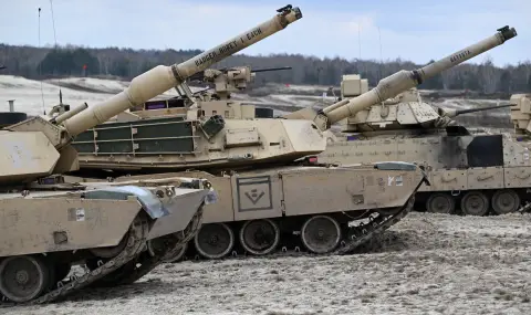 Australia discusses sending decommissioned Abrams tanks to Ukraine  - 1