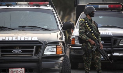 15 убити в нарковойна в мексикански град - 1