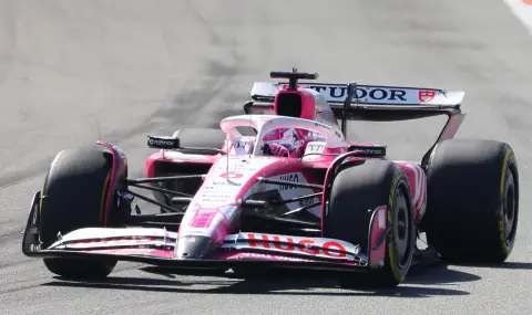 Майка на дебютант във Формула 1 води преговори за новия му договор - 1