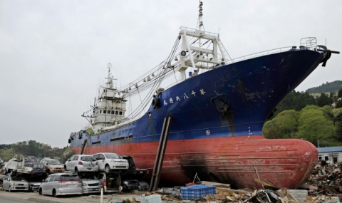 В Япония ще бракуват кораба, станал символ на земетресението през 2011 г - 1