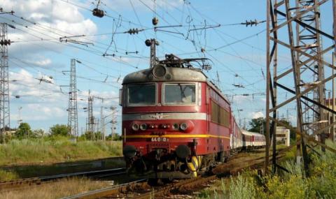 Четири фирми искат да доставят нови локомотиви за БДЖ - 1