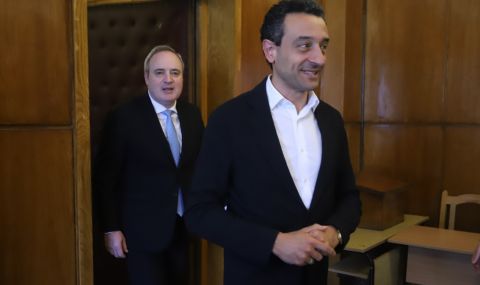 Лорер поощрява предприемачеството сред младежите - 1